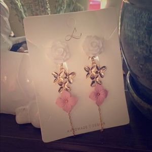 Free w/purchase** Clip on earrings